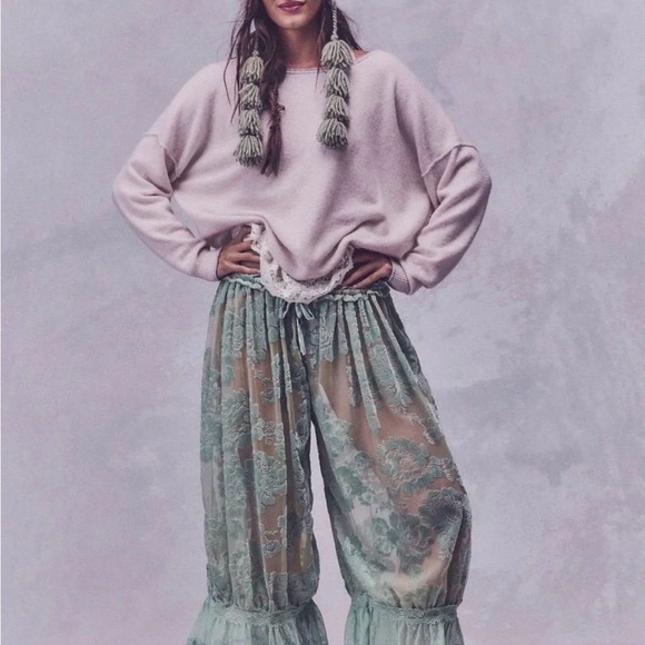 Free People Forever Young Bloomer pants-size Medium-NWT - Picture 6 of 12